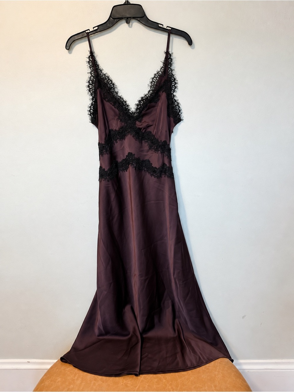 House of Harlow 1960 Plum Maxi Slip Dress with Black Lace Trim - Picture 3 of 12